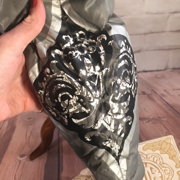 Athleta Quilted Puffer Jacket - Picture 8 of 15